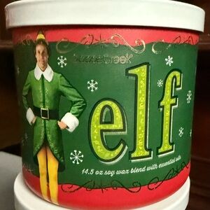 Scented Candle with Elf Design - Green and Red